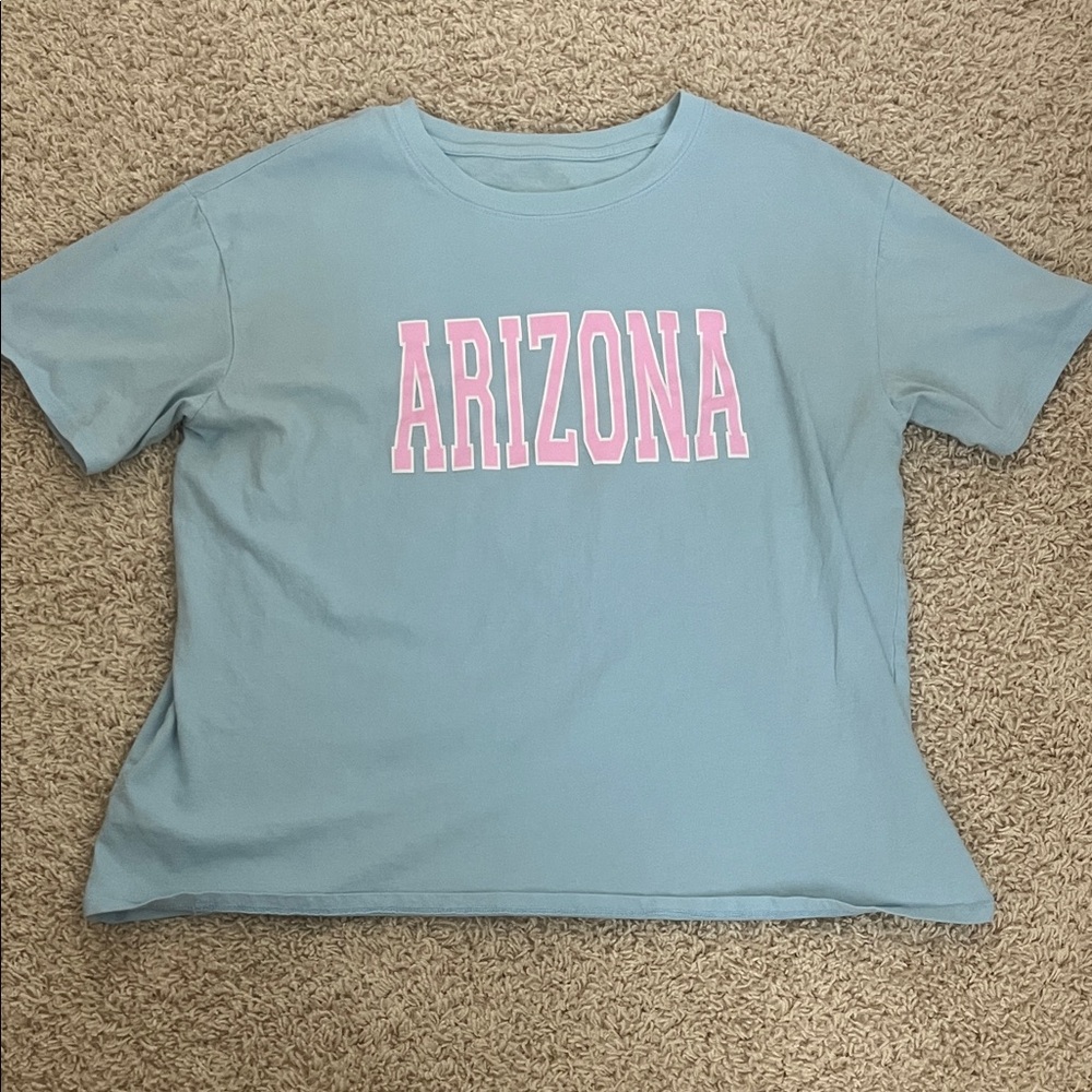Oversized women’s graphic tee